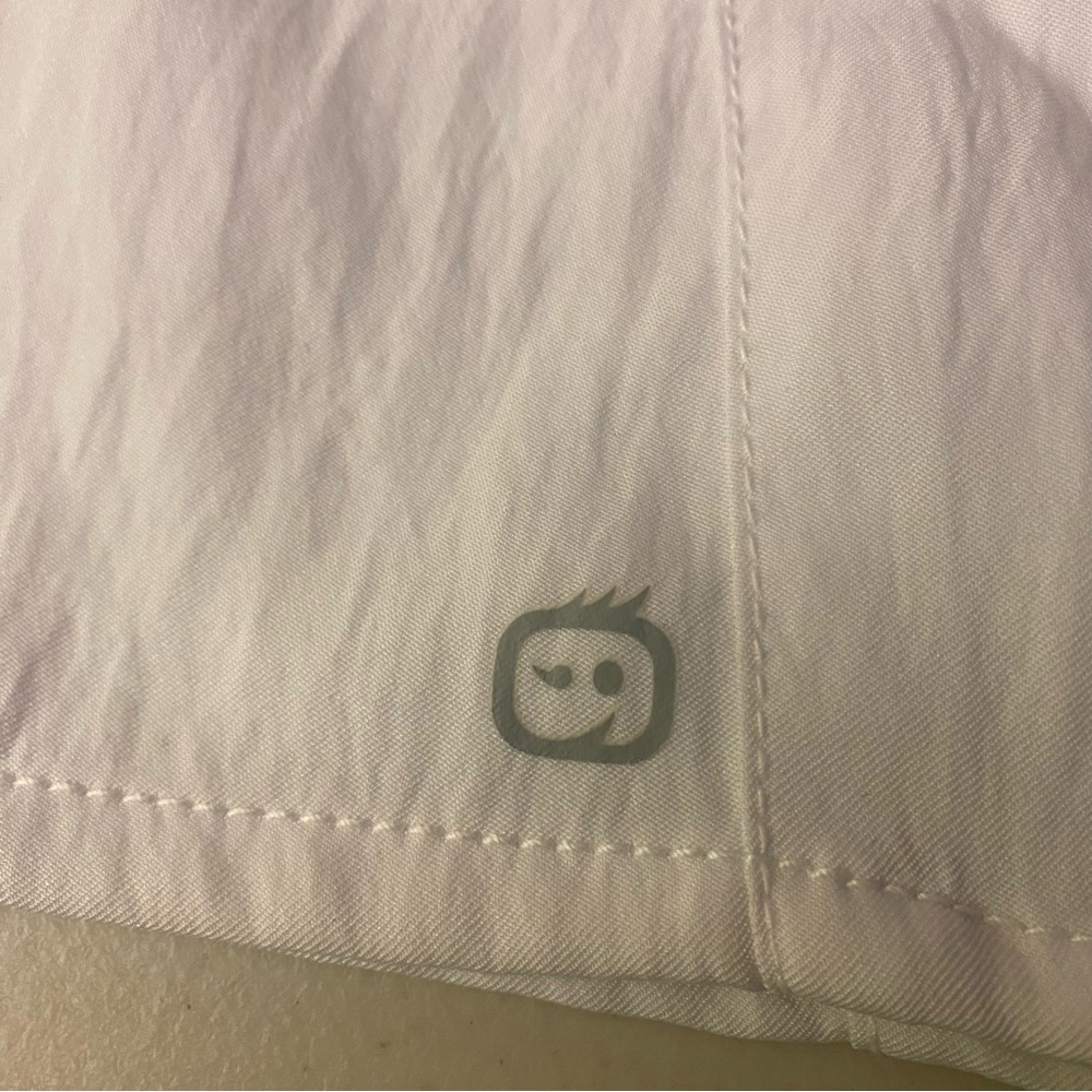 Four-Stretch White Scrub Top GUC M - Picture 6 of 7